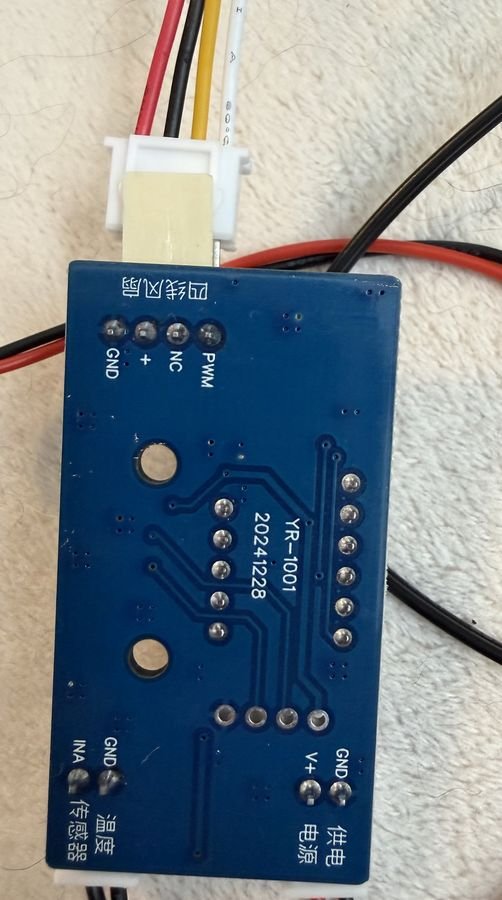 Reverse side of the YR-1001 controller board showing the GND, PWM, V+ and sensor pin labels